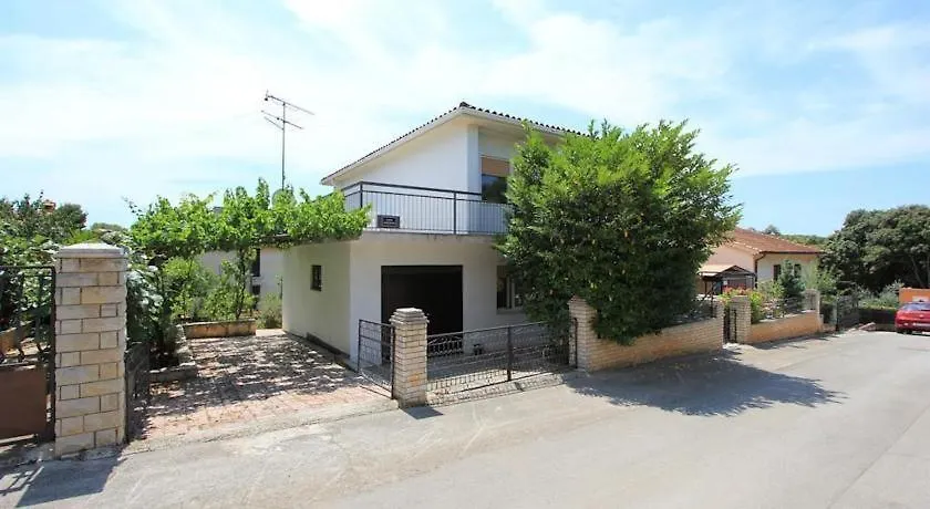 House Paulina 1214 Villa Banjole 0*,  Hırvatistan